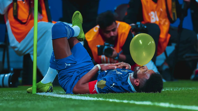 الأرقام تحرج اللاعب.. ما نتائج الهلال من دون علي البليهي؟