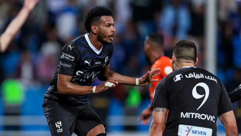 تطورات مفاجئة في موقف علي البليهي من مواجهة النصر