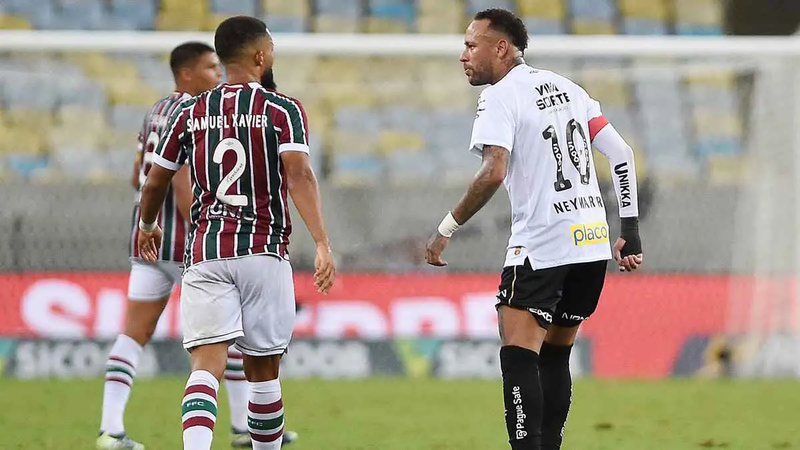 اشتباك وبطاقة صفراء.. نيمار يعود للمشاركة مع سانتوس في الخسارة أمام فلومينينسي