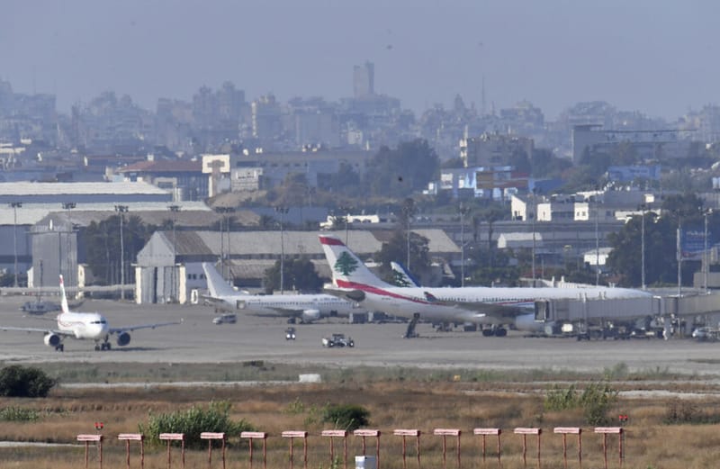 الحكومة اللبنانية تطلق مشروع إعادة تأهيل طريق المطار