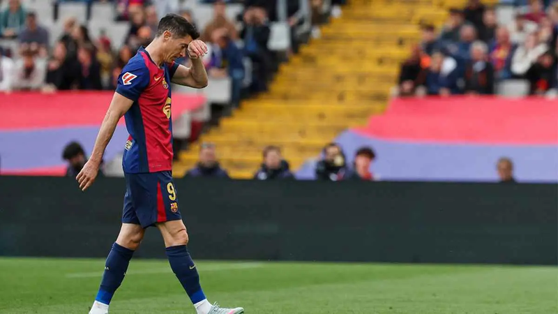 ليفاندوفسكي: أسير على خطى كريستيانو رونالدو