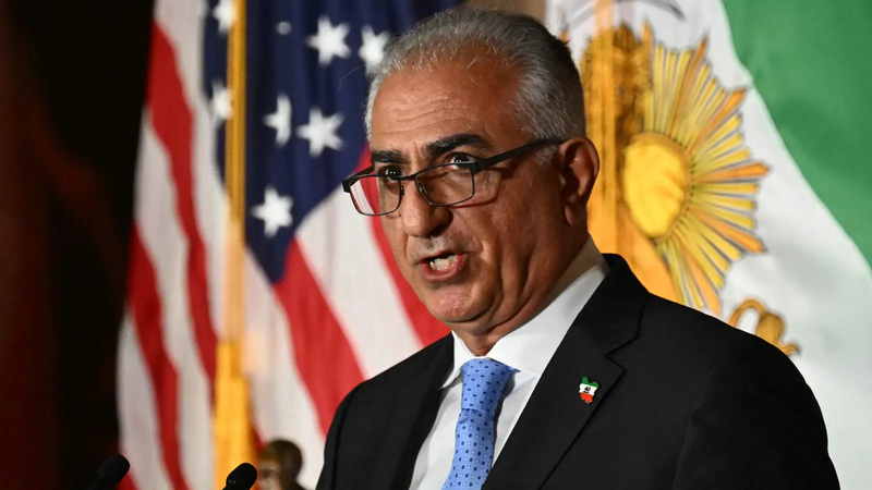 نجل شاه إيران يدعو الغرب إلى تمويل احتجاجات شعبية لإسقاط النظام