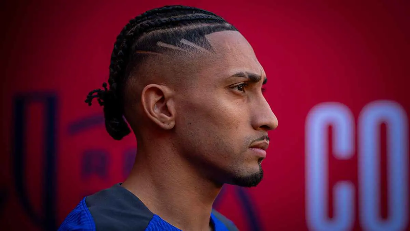 كنت سأوافق.. أول رد من رافينيا على عرض الهلال السعودي