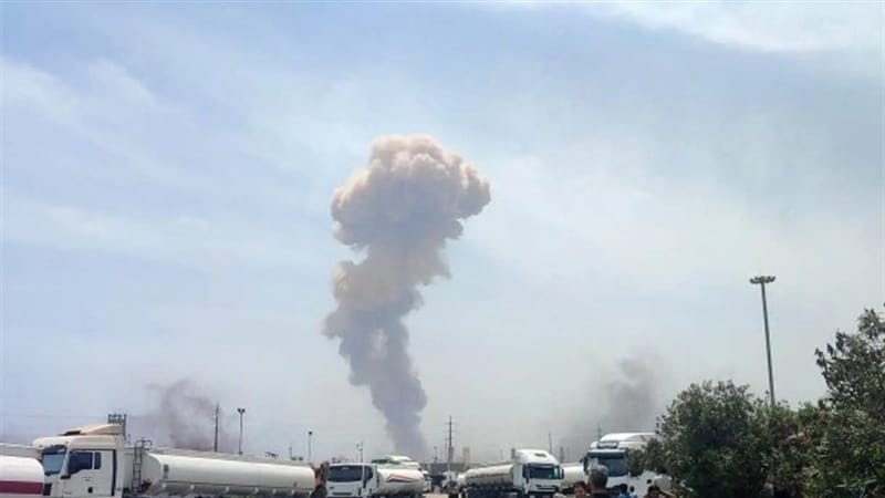 كشف أولي عن سبب الانفجار العنيف في احد موانئ ايران