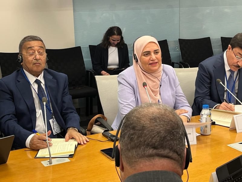 المالية تناقش التحديات الاقتصادية العالمية والاستقرار المالي في واشنطن