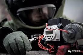 خلافات عائلية في العاصمة تستدعي خبراء المتفجرات