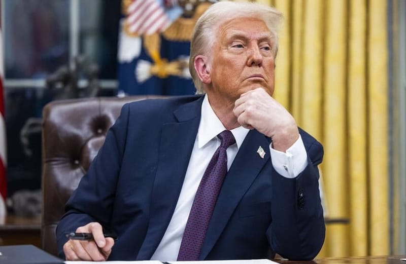 ترامب يحظر تمويل أبحاث متعلقة بالفيروسات باعتبارها “أحد أسباب انتشار كوفيد”