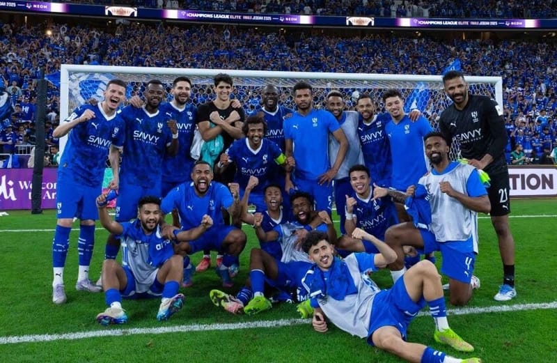 عقبة أخيرة أمام الهلال السعودي قبل الإعلان عن التعاقد مع مدرب جديد خلفا لجيسوس