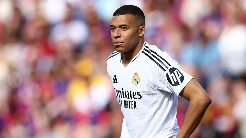 مبابي "يفضح" فينيسيوس ورودريغو