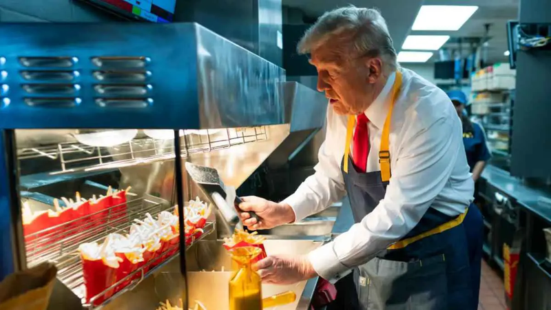 شاحنة "ماكدونالدز" ترحب بترامب خلال زيارته إلى السعودية (صورة)