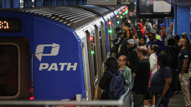 "نيويورك تختنق".. إضراب نادر يربك النقل في كبرى المدن الأمريكية‎