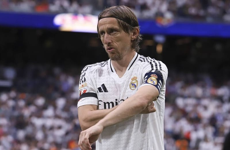 مودريتش يرفض العروض المالية السعودية والأمريكية ويختار محطته القادمة