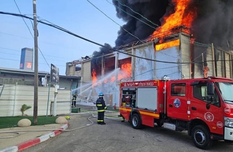 الحرس الثوري الإيراني يصدر بيانا حول ضرب مقر "الموساد"