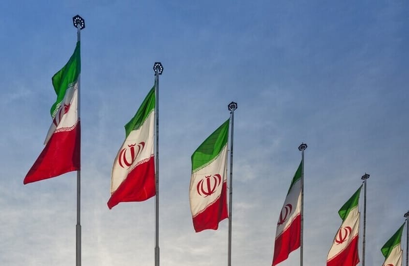 طهران: ننصح واشنطن بأن تختار بين وقف العدوان أو أن تبقى متفرّجة
