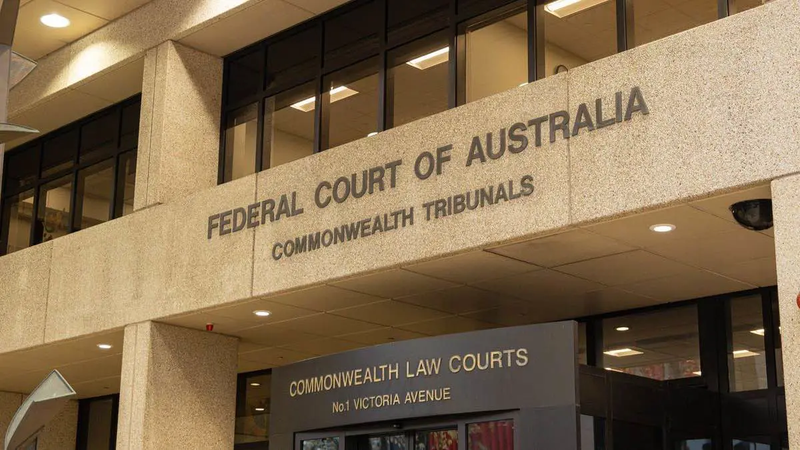 القضاء الأسترالي يُنصف مذيعة فُصلت بسبب دعمها لفلسطين