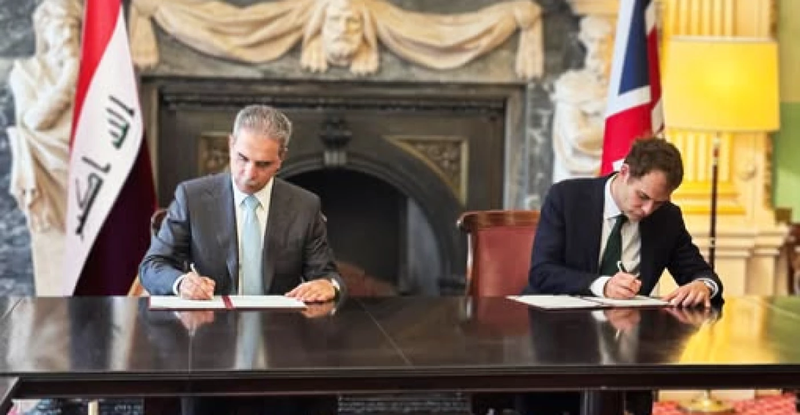 فائق زيدان يوقع مذكرة تفاهم مع الخارجية البريطانية تخص مكافحة الإرهاب