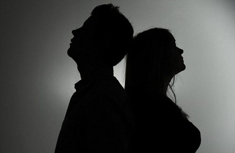 الأمن الإسرائيلي يعتقل زوجين بتهمة التجسس لصالح إيران