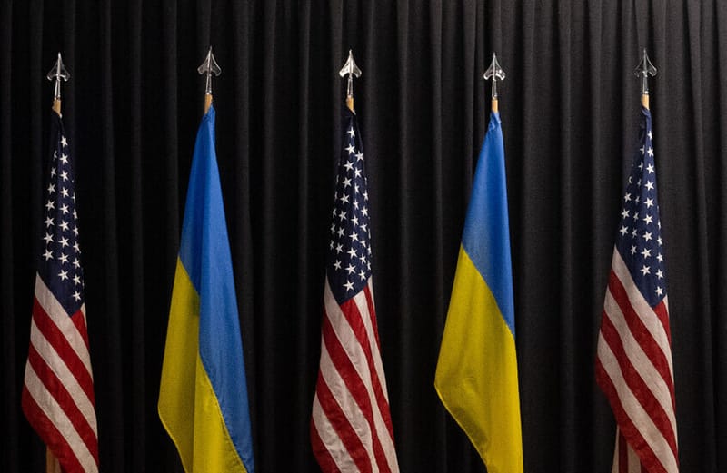 "نيويورك تايمز": الولايات المتحدة ستتوقف عن إمداد أوكرانيا بالذخيرة لعدة أشهر