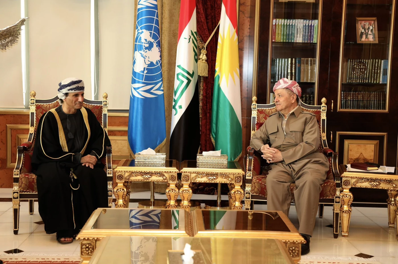 بارزاني يناقش مع الحسان التوصل إلى "حل" بين بغداد وأربيل