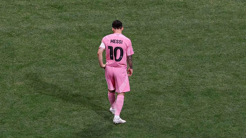 آخر تطورات صراع الهلال والأهلي لضم ميسي