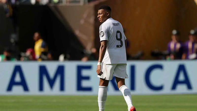 براءة نيمار وفينيسيوس.. "تغيير فوري" لإنقاذ مسيرة كيليان مبابي