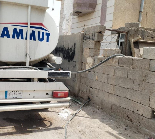 حملة نفطية لتوزيع مياه الشرب في البصرة لمواجهة أزمة الملوحة