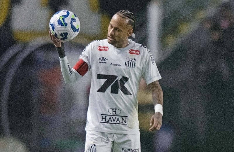 نيمار يتحول إلى بركان في البرازيل.. هدف مثير للجدل يشعل المدرجات