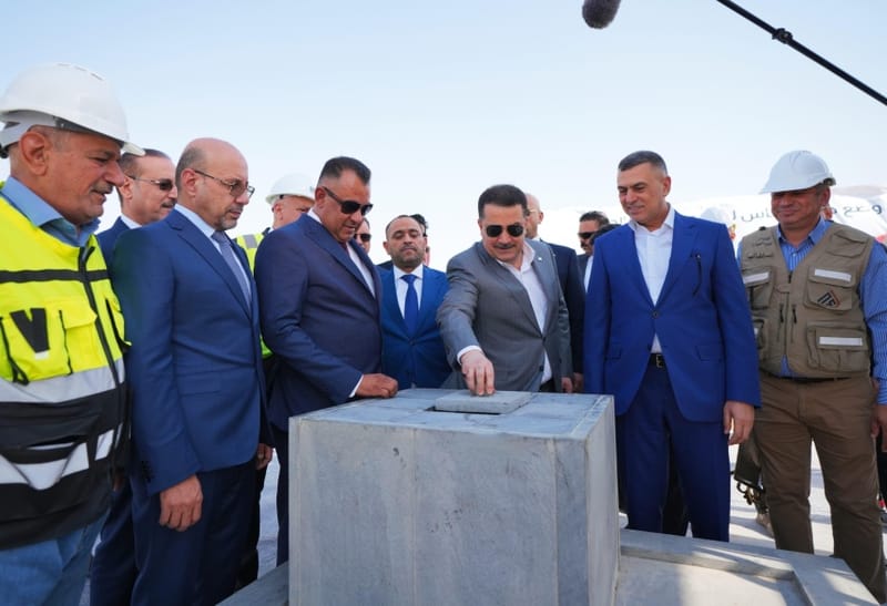 السوداني يصل البصرة لافتتاح وإطلاق مشاريع حيوية جديدة