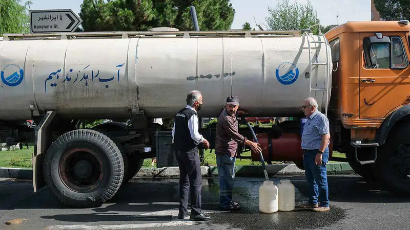 "الماء يكفي لأسبوعين".. محافظ طهران يكشف الحقيقية