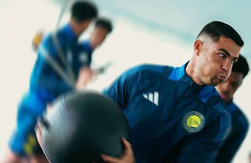 كريستيانو رونالدو يهدد بمغادرة معسكر النصر في النمسا