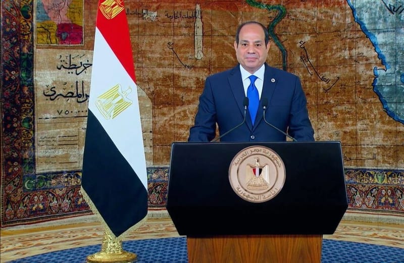 كم يحتاج قطاع غزة من شاحنات المساعدات يوميا في الأيام العادية؟.. السيسي يجيب