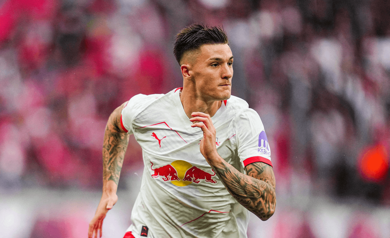 مانشستر يونايتد يعلن رسمياً تعاقده مع المهاجم السلوفيني بنجامين شيشكو