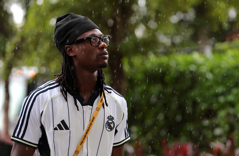 أعلن ريال مدريد الإسباني لكرة القدم اليوم الأحد إصابة الفرنسي إدواردو كامافينغا بالتواء في الكاحل.