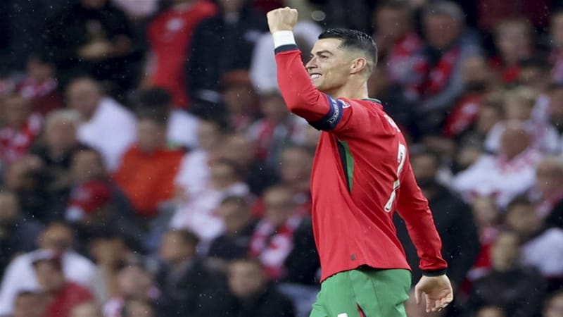 رونالدو يعتلي صدارة هدافي تصفيات كأس العالم.. ماذا عن ميسي؟