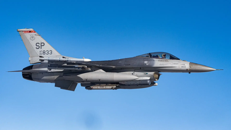 بولندا تعلن إسقاط "أجسام معادية" أثناء هجوم روسي على أوكرانيا