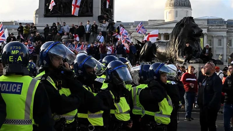تظاهرات لندن.. إصابات خطيرة بين الشرطة واعتقالات جماعية للمحتجين