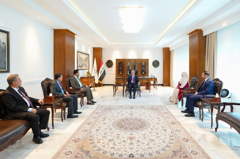 القضاء ومجلس الأمناء يبحثان التعاون لإشاعة الثقافة القانونية بالمجتمع