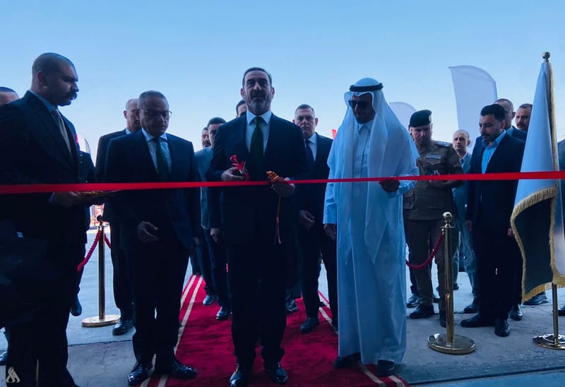 وزير الصناعة يفتتح مصنع إنتاج أنظمة الري الحديثة غربي بغداد