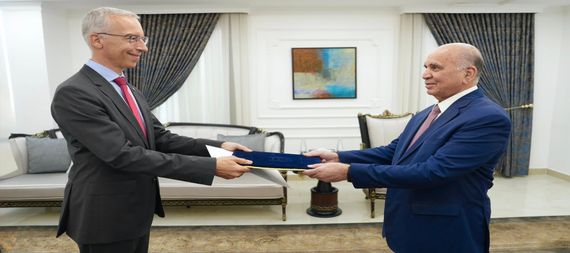 وزير الخارجية يتسلّم نسخة من أوراق اعتماد السفير الألماني الجديد لدى العراق
