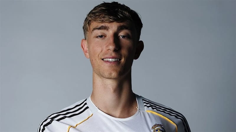 قبل الكلاسيكو.. هويسن يصدم ريال مدريد