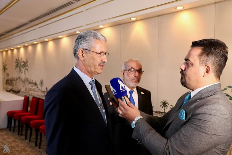 وزير النفط: نسبة استثمار الغاز المصاحب ارتفعت إلى 74 بالمئة