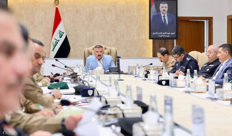وزير الداخلية يوجه بالاهتمام بالتدريب لتعزيز قدرات ضباط ومنتسبي الوزارة