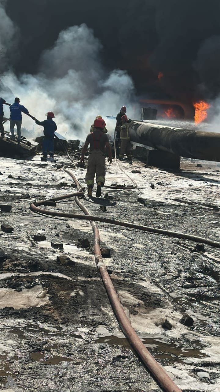 الدفاع المدني: فرقنا باشرت بإخماد حادث الحريق في موقع البرجسية رقم 1 بقضاء الزبير