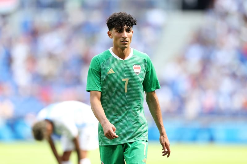 لاعب المنتخب العراقي يثير ضجة في السعودية وبيان رسمي من النجمة