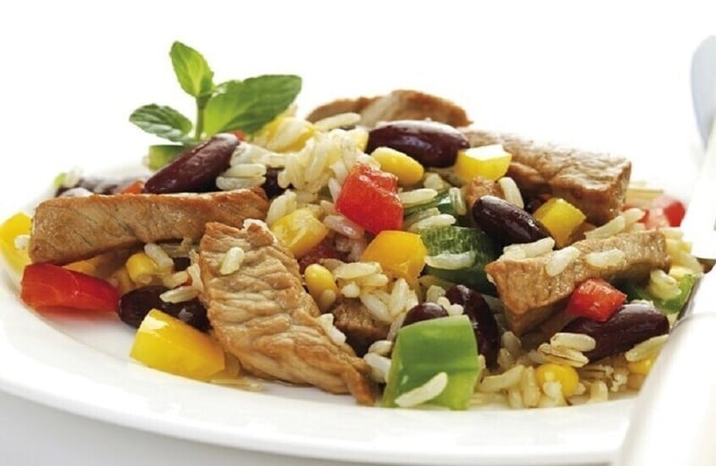 سرّ المزاج الجيد يبدأ من طبقك!.. إليك أفضل الأطعمة