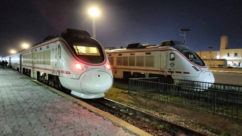 السكك تسير قطارات لنقل الجماهير الرياضية من بغداد الى البصرة