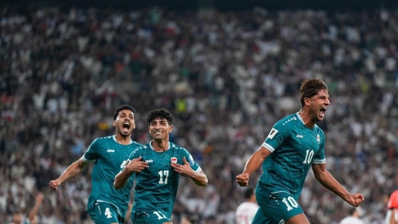 العراق يهزم الإمارات ويتأهل للملحق العالمي