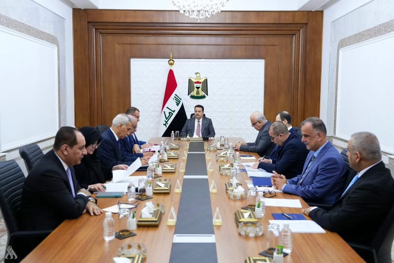 رئيس الوزراء يوجه بالتحول نحو الدفع الإلكتروني لجباية أجور الكهرباء