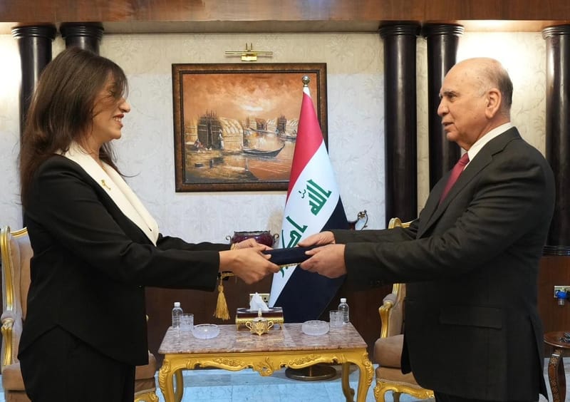 وزير الخارجية يتسلم أوراق اعتماد سفيرة دولة فلسطين