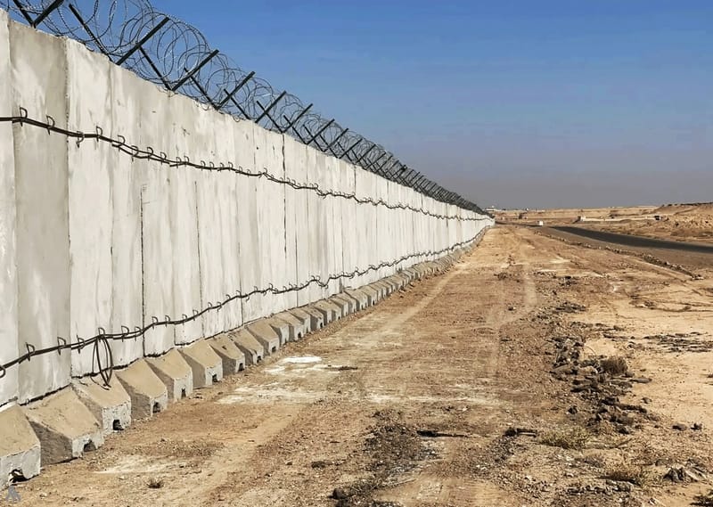 الداخلية: طائرات حرارية ليزرية لمراقبة الحدود العراقية مع سوريا